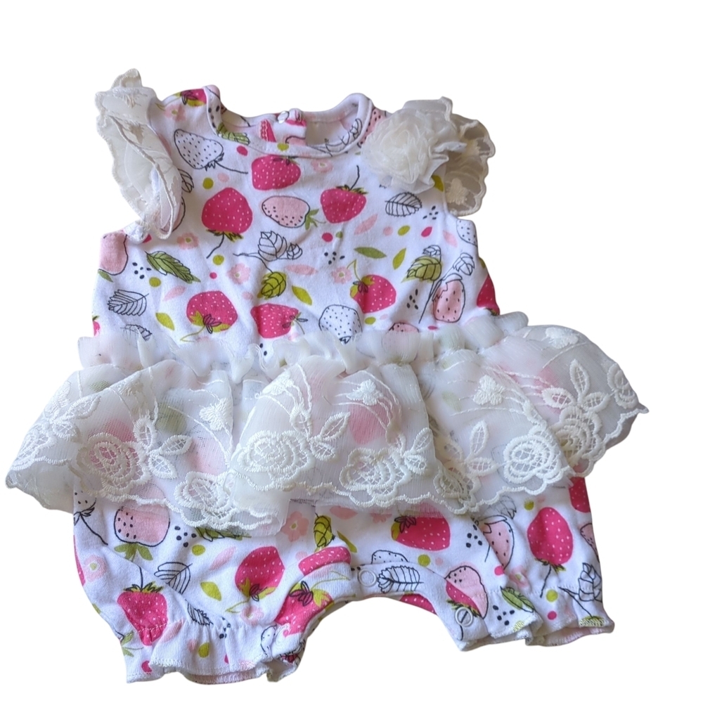 Laura Ashley‎ Strawberry Print Lace Ruffled Baby Romper Size 0-3 Months